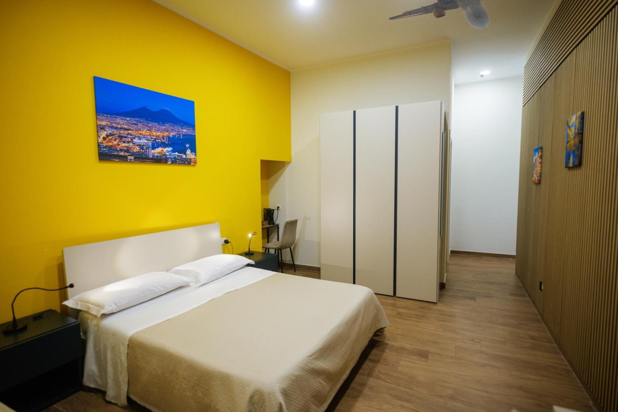 Terminal 1 Guest House Napels Buitenkant foto