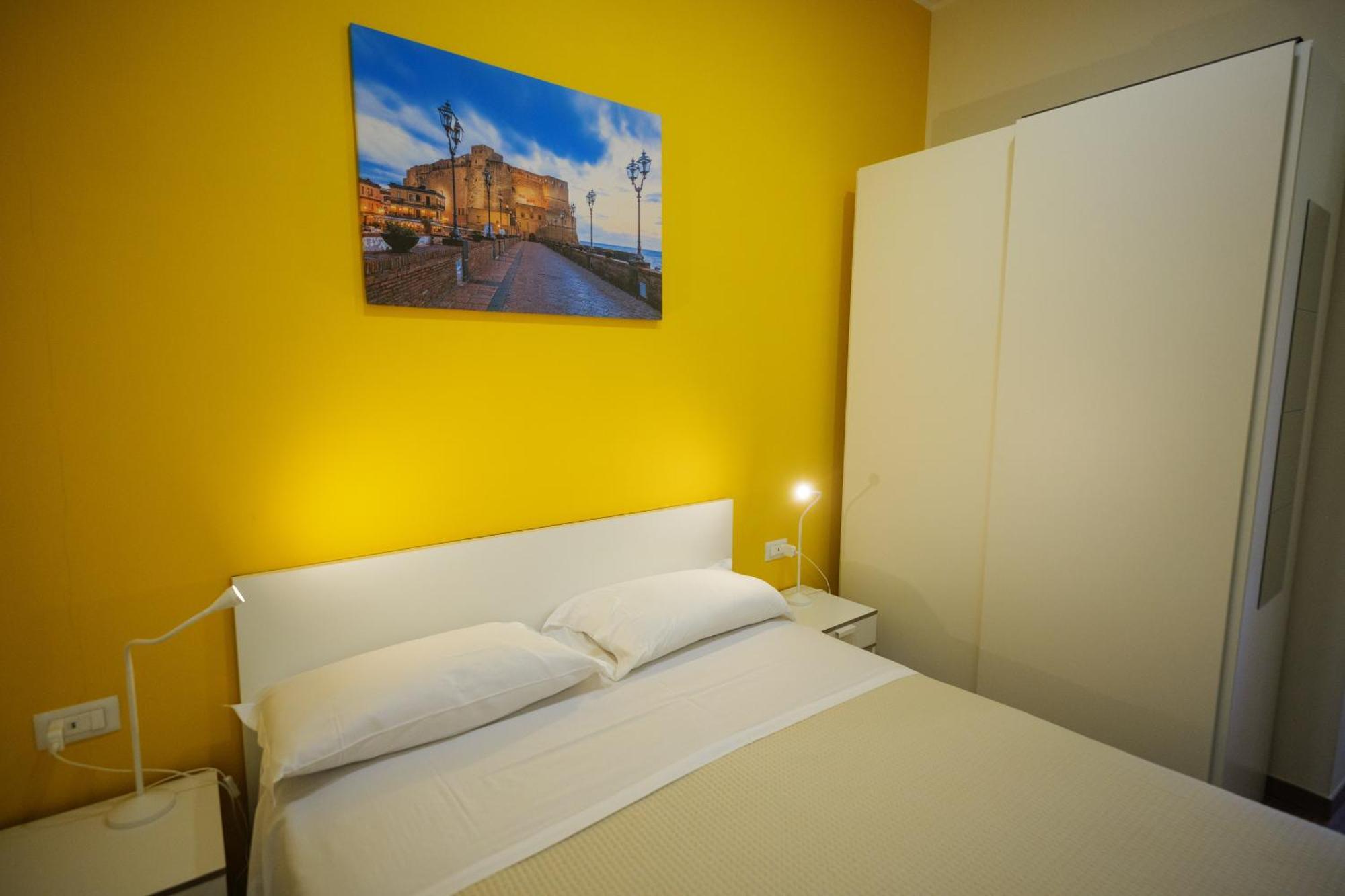 Terminal 1 Guest House Napels Buitenkant foto