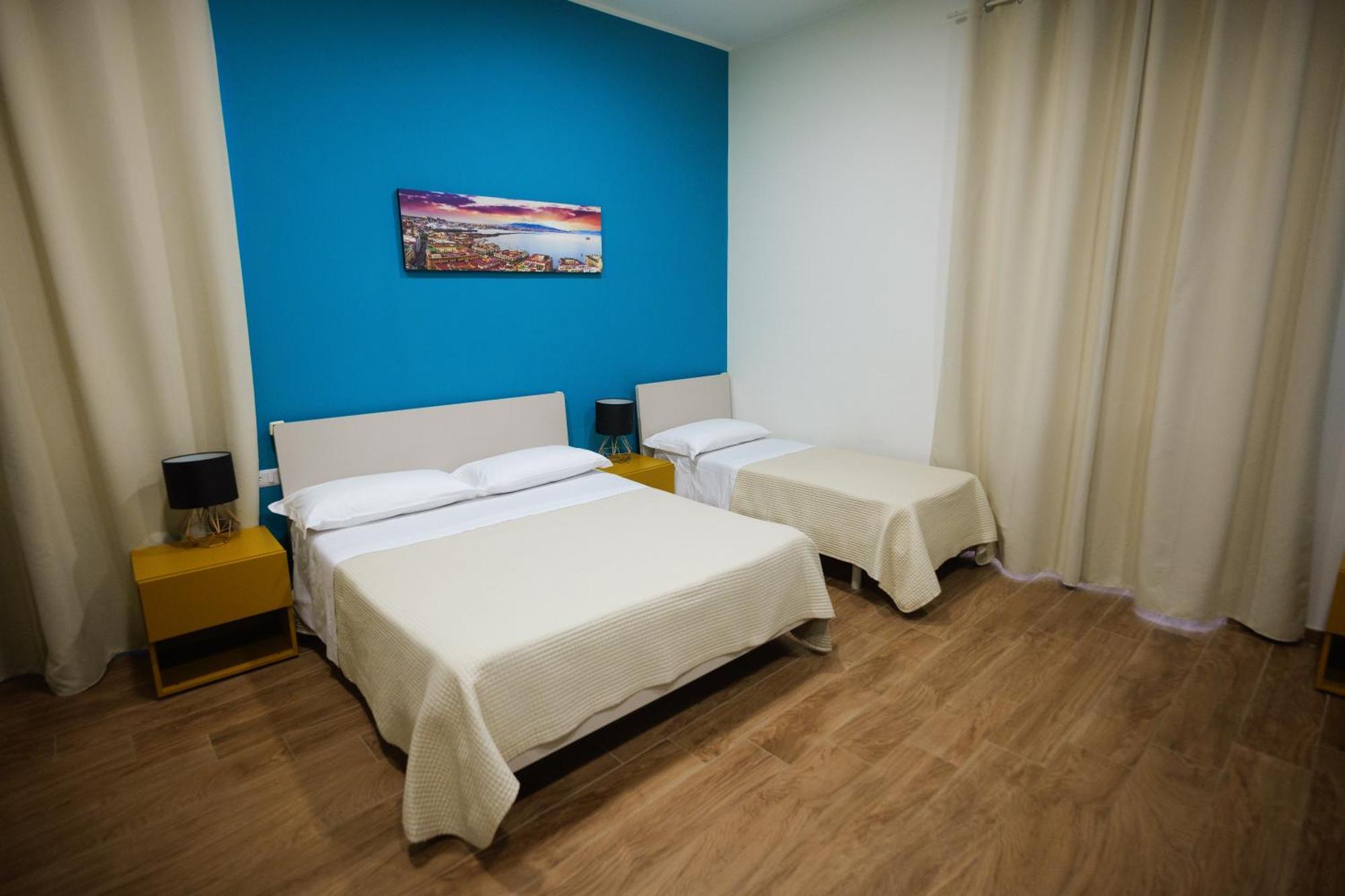 Terminal 1 Guest House Napels Buitenkant foto